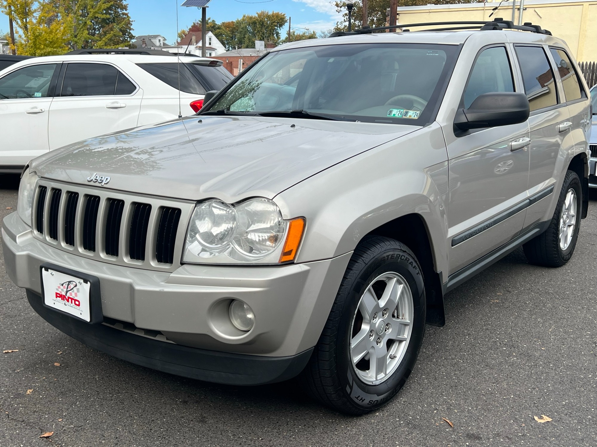 photo of 2007 Jeep Grand Cherokee Laredo 4WD